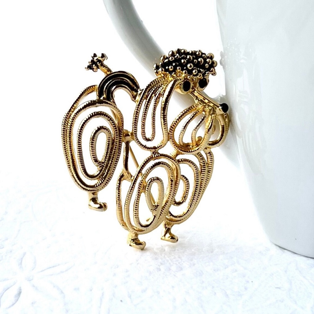 Unique 1950s vintage poodle brooch